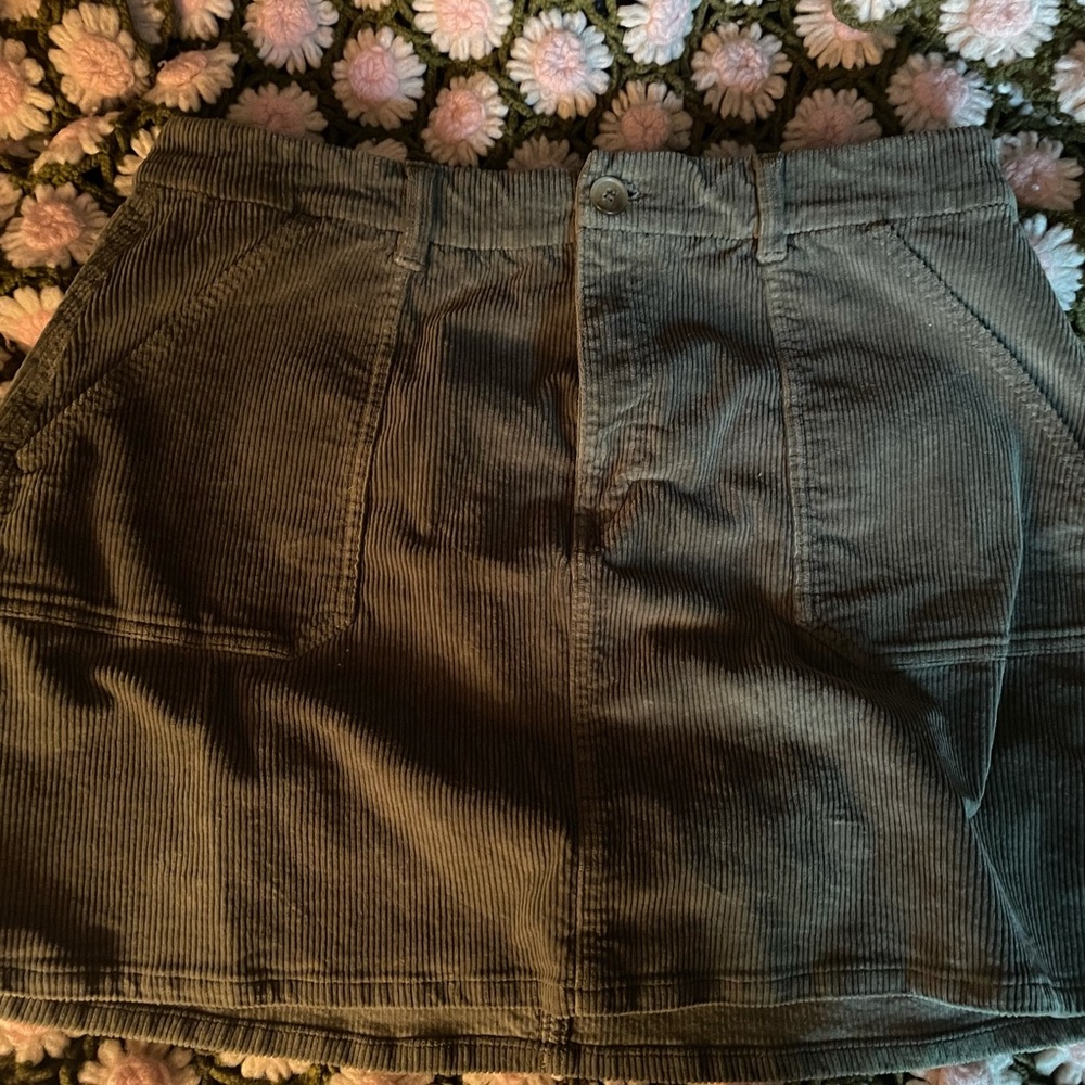 Corduroy green skirt 20